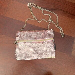 Sparkly flip sequin purse